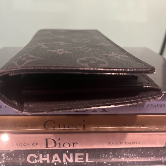 Louis Vuitton Monogram Eclipse Brazza Long Bifold Wallet - Picture 5 of 12